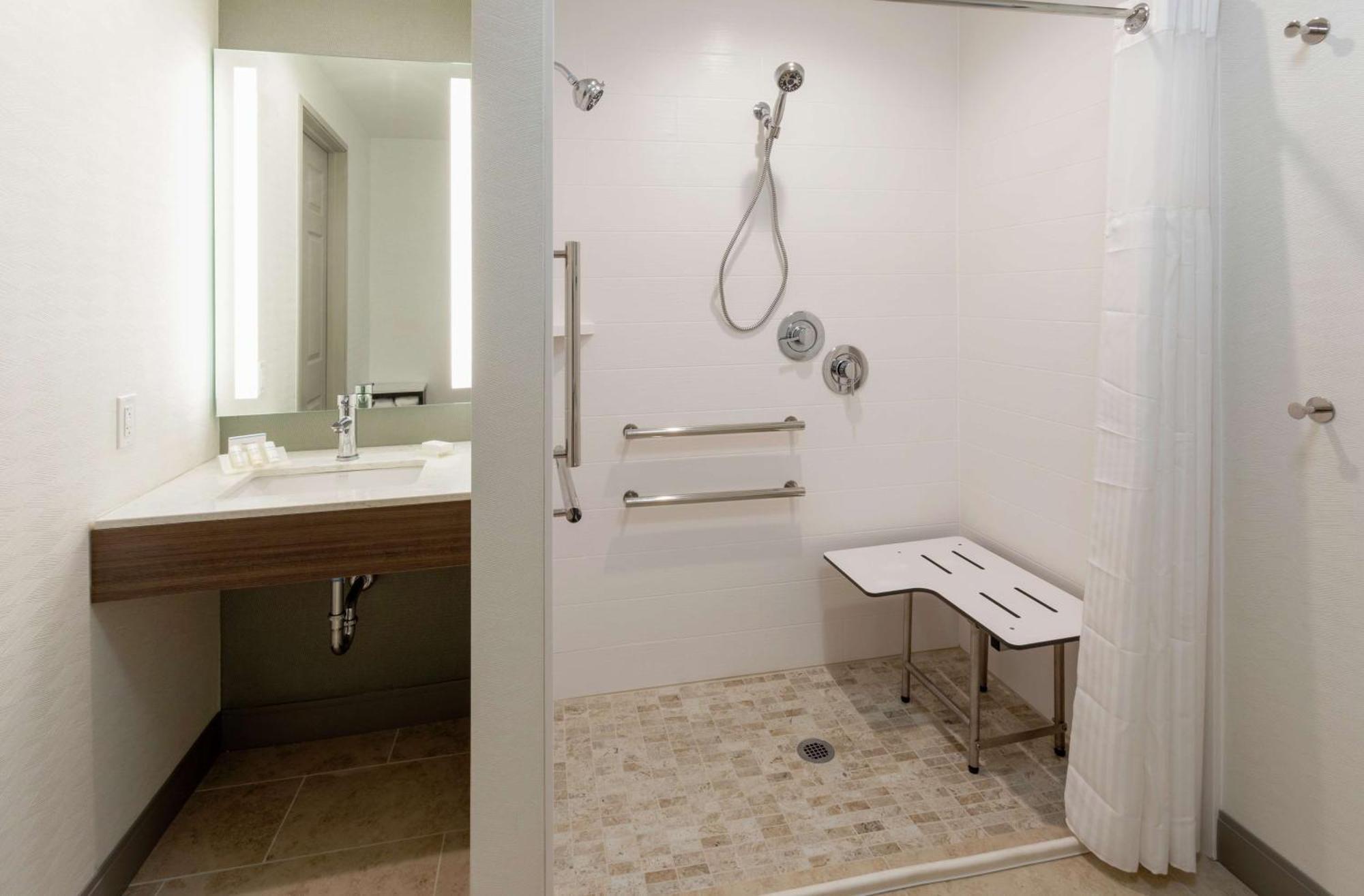 Hilton Garden Inn Minneapolis Saint Paul-Shoreview Zewnętrze zdjęcie